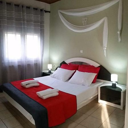 Sunray Separate Villa 斯卡拉索提罗斯 外观 照片